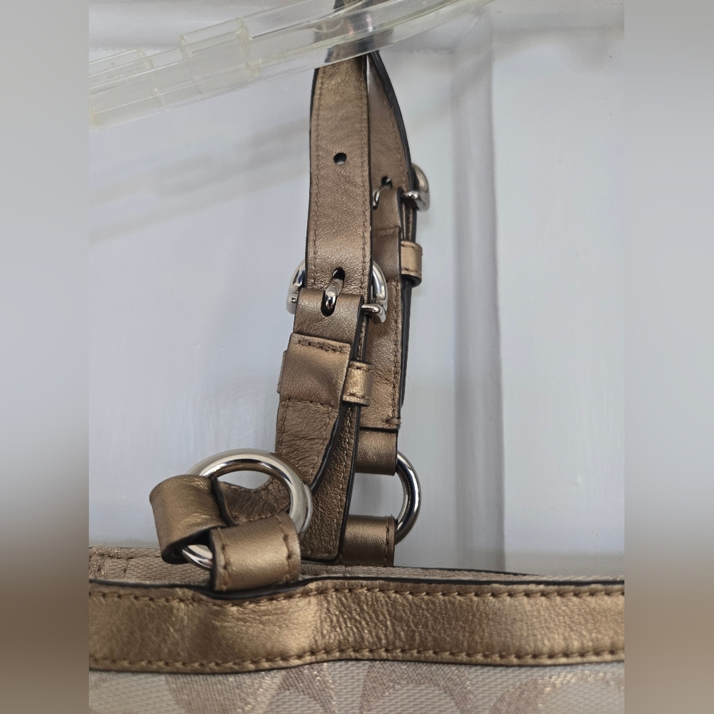 Coach Signature Canvas Shoulder Bag in Champagne - Picture 12 of 14